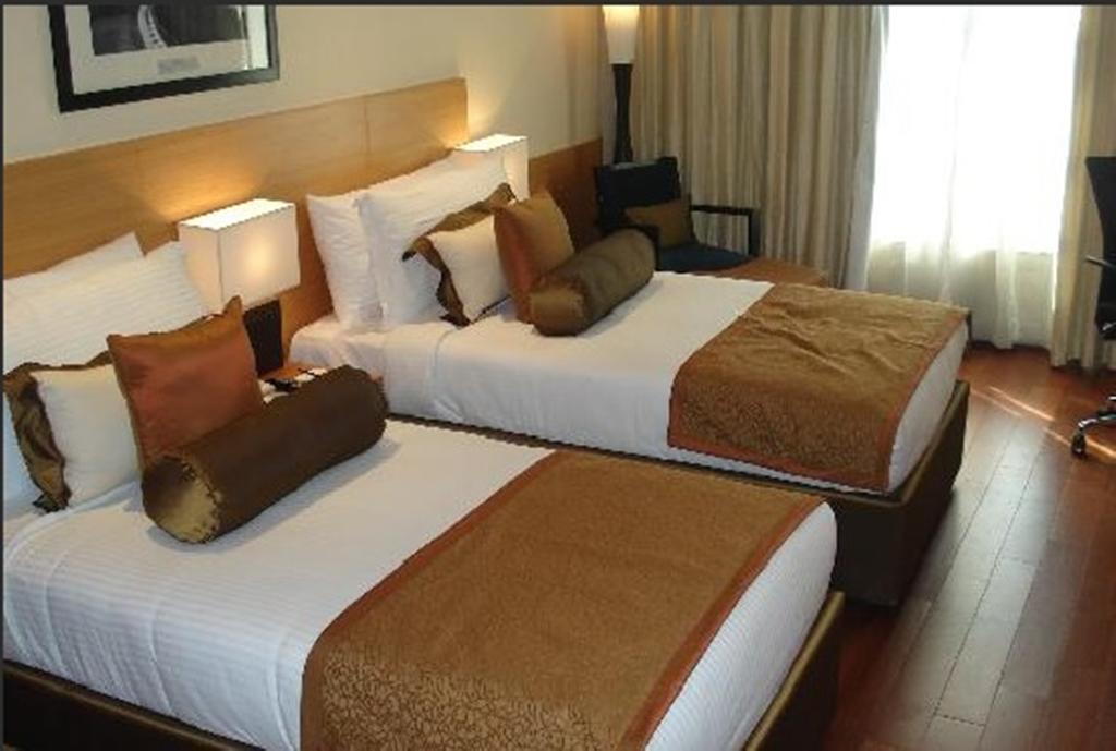 Radisson Blu Marina Hotel Connaught Place Neu-Delhi Zimmer foto